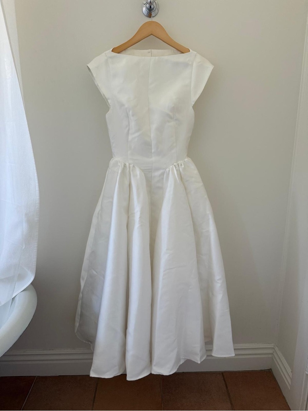 Classic White Fit-and-Flare Midi Dress
